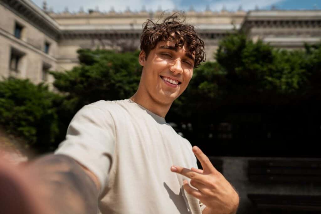 O que significa POV em texto, TikTok e outros? pov